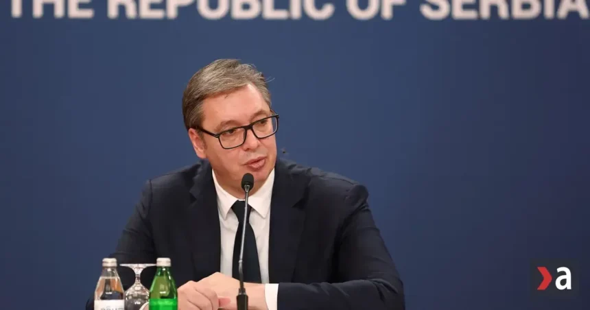 Historická noc v Srbsku. Opoziční študenti porazili Vučiča, ktorý priznal prehru
