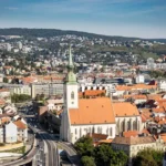 Hlas-SD vyzýva ľudí k víkendovým voľbám, SaS kritizuje drahšie ceny elektriny