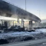 Kamión v plameňoch zablokoval D2 pri Lafranconi v smere na Česko