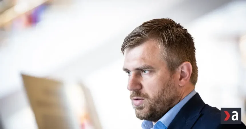 Kuffa: Ministrom nemusím byť. Po Tarabovi chýbajú dokumenty a sú podozrivé zmluvy