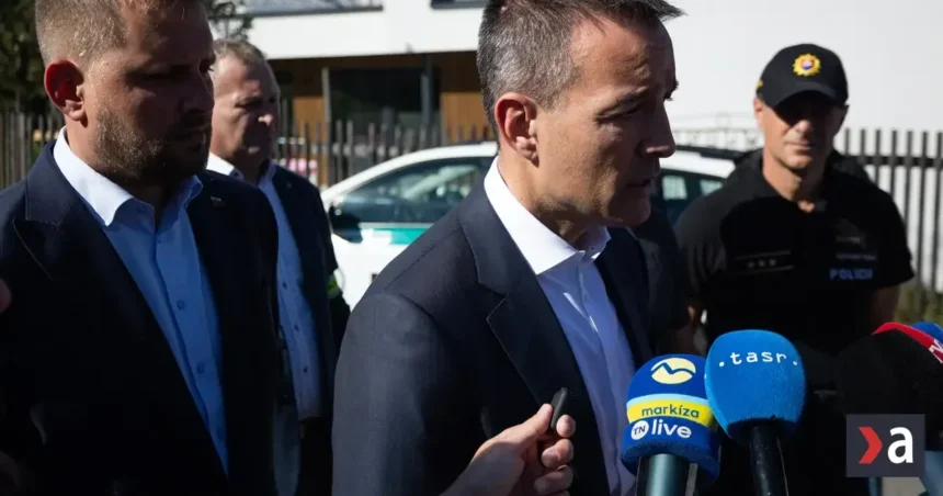 Ministerstvo školstva odmieta, že prehliada potreby mladých, poukazuje na investície