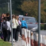 Po sérii útokov zatvorili v Poľsku 50 škôl. Rodičia nechávajú deti doma