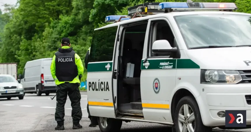 Polícia zadržala v Poprade dvoch 25-ročných mužov podozrivých z drog