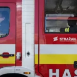 Požiar bytu na prešovskom sídlisku Sekčov: zasahujú hasiči
