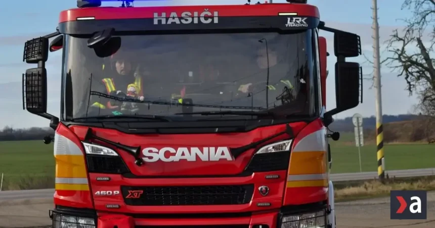 Požiar strechy domu v Liptovskom Trnovci: škoda 130-tisíc eur