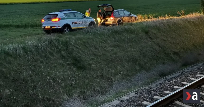 Pri Košiciach sa vlak zrazil s osobou, cestujúci musia rátať s meškaním