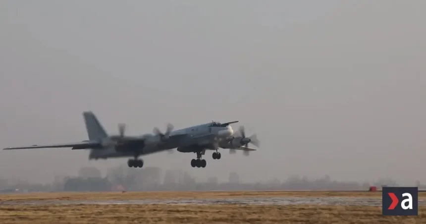 Pri páde ruského bombardéra Tu-95 zahynuli traja dôstojníci zodpovední za vojnové zločiny