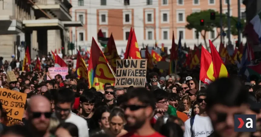 Protesty proti inflácii a nízkym platom v Taliansku silnejú, odbory vyzývajú na štrajk