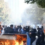 Protesty proti korupcii a stavebnému projektu otriasli albánskou vládou