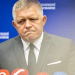 Robert Fico vedie dvojkoľajnú „ľavicovú“ politiku
