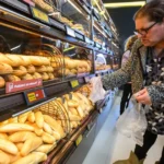 Slovenské domácnosti míňajú priveľa. Šetríme málo a kríza nás môže zaskočiť