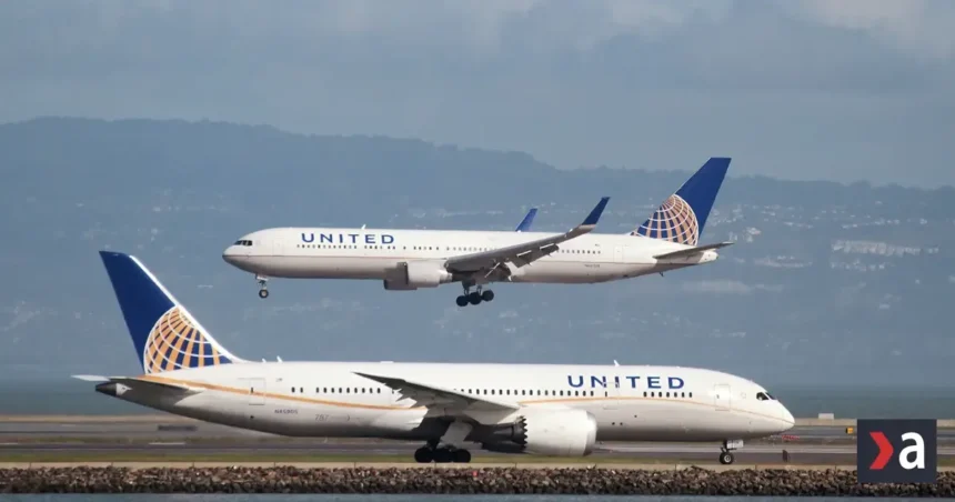 United Airlines hlásia vyšší zisk, no zdražujúce palivo komplikuje výhľad na záver roka