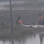 V Indii sa prevrátila loď s deťmi na festivale, zahynulo najmenej 13 z nich