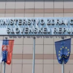 Zmeny v pandemickej komisii prinesú menej stálych členov a online rokovania